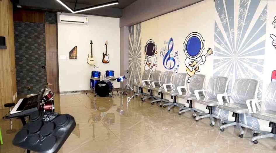 Newa-Bhakti-Park-Amenities-Music-Room
